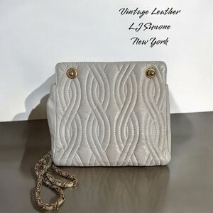 Vintage 80’s L.J. Simone Off White Cream Quilted Leather Gold Crossbody Bag